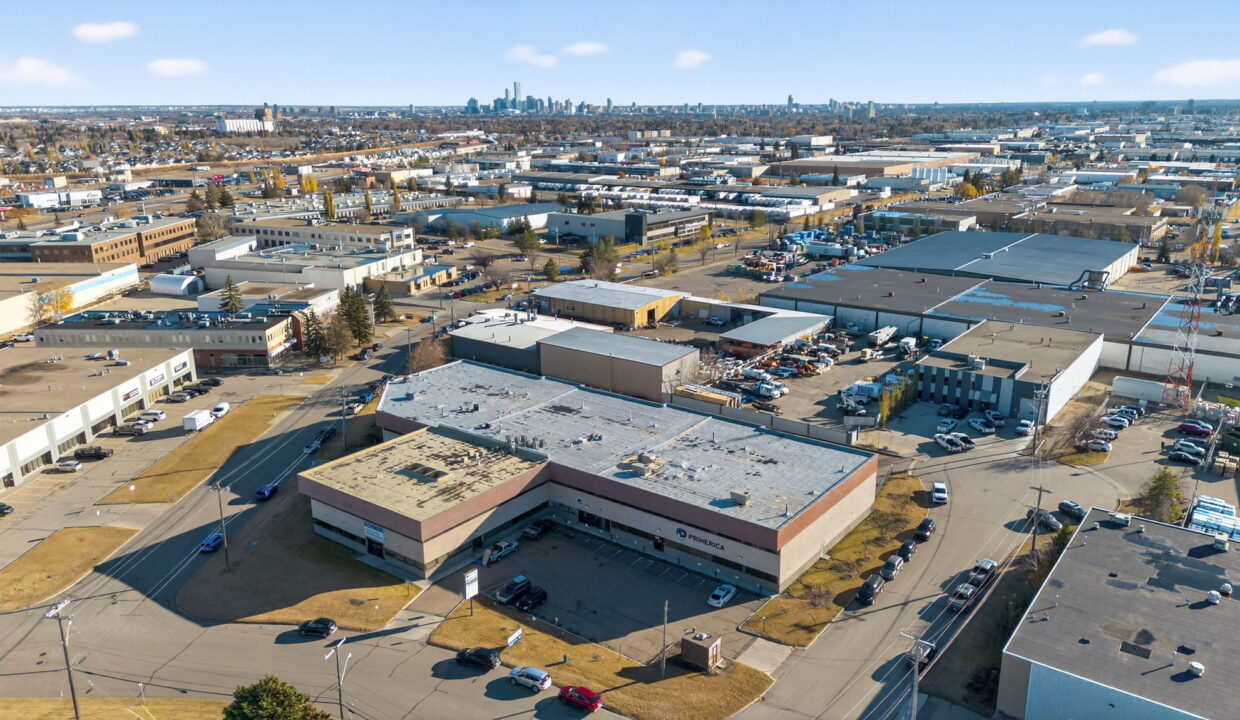 Westbay-Plaza-Royaldev (3)